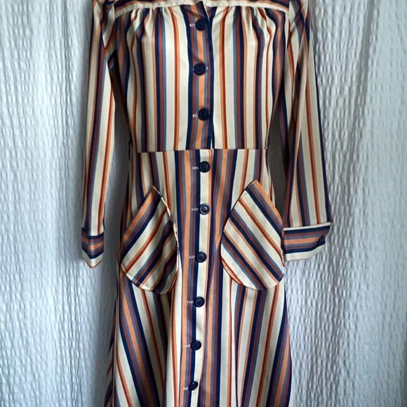 Vintage 1970s Polyester Shirt Dress - Picture 6 of 13